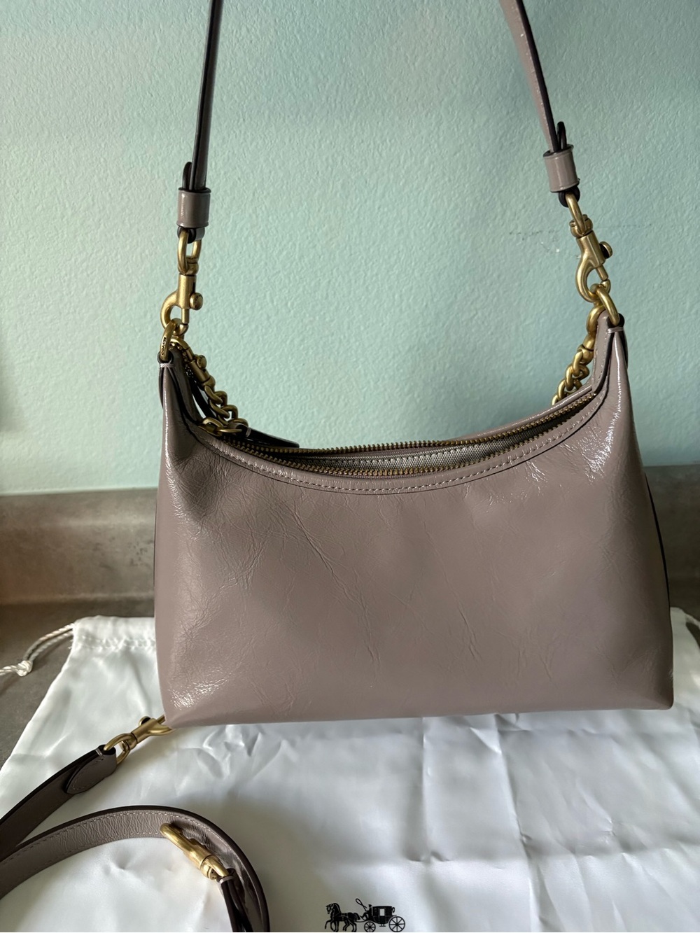 Coach Juliet 25, Ash Violet-Leather Shoulder Bag with Gold Hardware - Picture 4 of 8